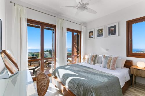 2 bedroom Apartment Thalassa with sea and sunset views, Aphrodite Hills Resort