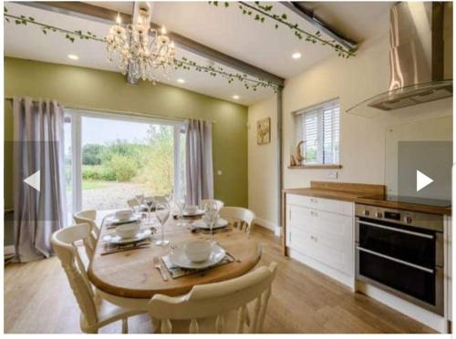 Lillibelles lodge,Oak tree farm Lillibelles lodge,Oak tree farm