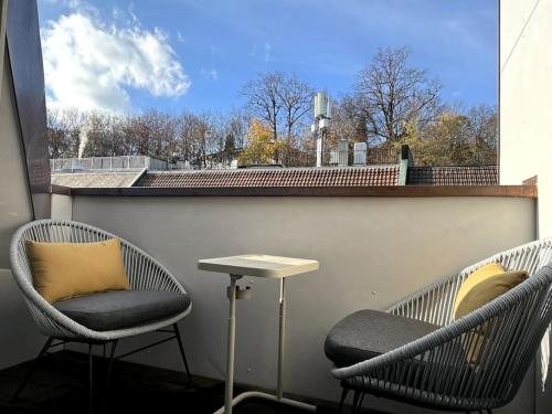 Central & modern penthouse-studio with balcony & air-condition, Zurich (photo 4)