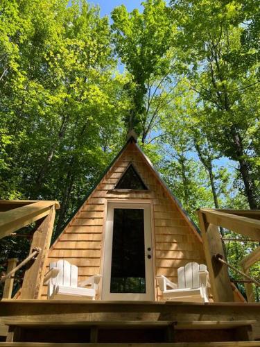 Cabin in Maine Woods-The Bogey detail