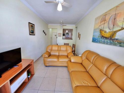 Aconchegante Apto 01 dorm c/Sacada, Ar-Cond, Wi-Fi, Lado Praia in Guaruja