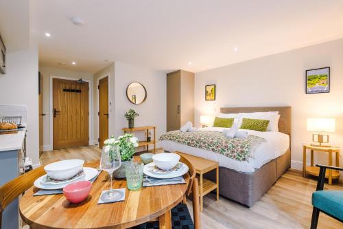 1 queen bed