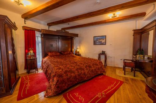 521737328 Etno selo Stanišići Hotel Pirg