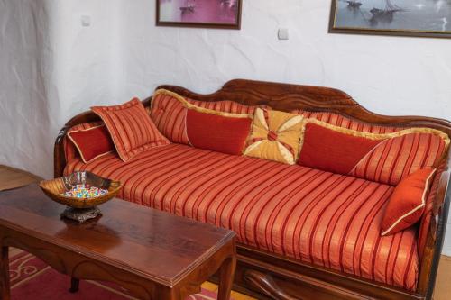 521737939 Etno selo Stanišići Hotel Pirg