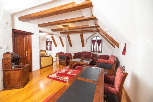 521738320 Etno selo Stanišići Hotel Pirg