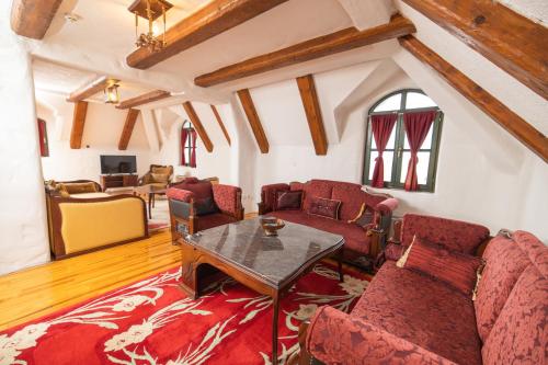 Etno selo Stanišići Hotel Pirg (Etno selo Stanisici Hotel Pirg) in Dvorovi