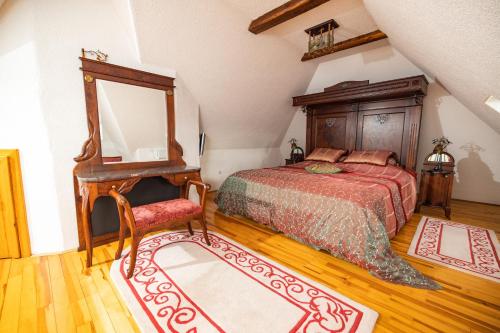 521738386 Etno selo Stanišići Hotel Pirg