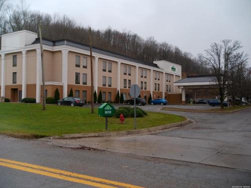 Wingate by Wyndham Buckhannon - Hotel