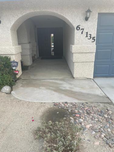 Comfortable vacation property minutes from downtown Comfortable vacation property minutes from downtown