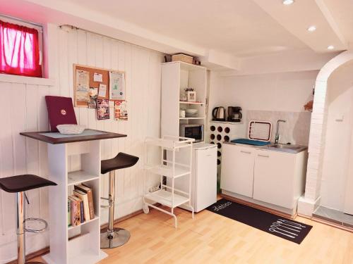 Basement Room – khách sạn tại Eicken