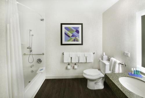 Suite with Two Beds - Non-Smoking