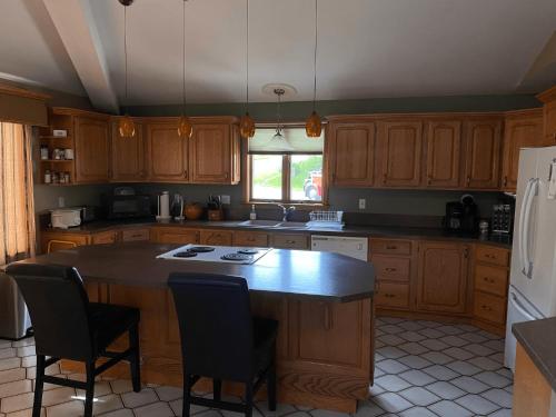 Luxury 3-Bedroom home - image 6