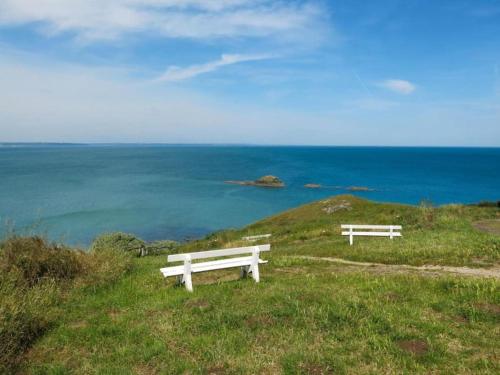 Appart vue mer-au pied du chemin de randonnée " Bassan"