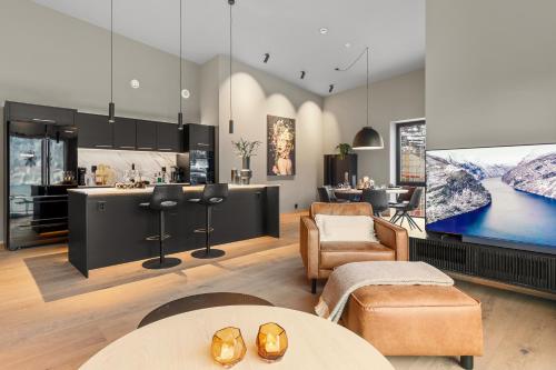 Facilities, Toppleilighet pa bryggen i Sogndal med fantastisk utsikt in Sogndal