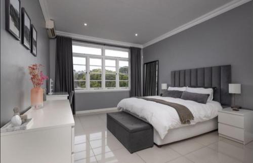 The Views BNB, Ugu