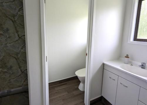 2 Bedroom Ensuite Motel Style Unit image 6