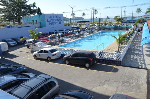 Apartamento no centro de Caraguatatuba para 4 até pessoas.