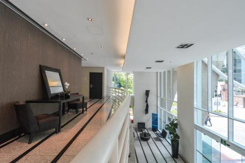 パーク イン バイ ラディソン ベリーニ (Park Inn by Radisson Berrini) in イタイン ビビ