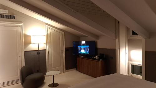 Junior Suite image 10