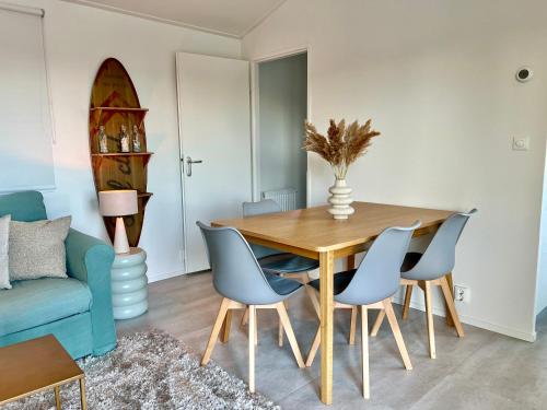 NEW - The Surf Shack - on a lake near Amsterdam! in Baambrugse Zuwe