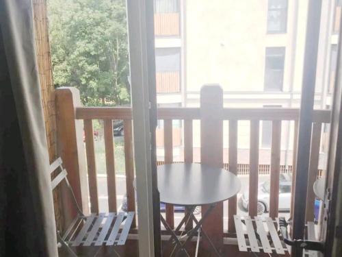 Appartement Charme petite terrasse a 400m de Paris in Gentilly