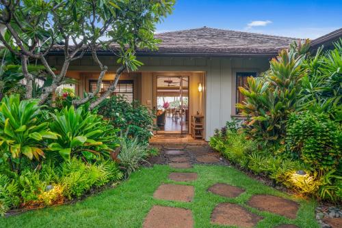 Luxury Ocean View 4 Bedroom Home in Kukuiula- Alekona Kauai