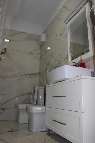Luxury Blloku Tirana Apartment - image 11