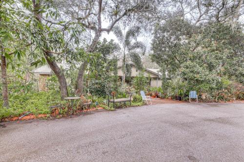 Spacious Brandon Home 10 Mi to Downtown Tampa!