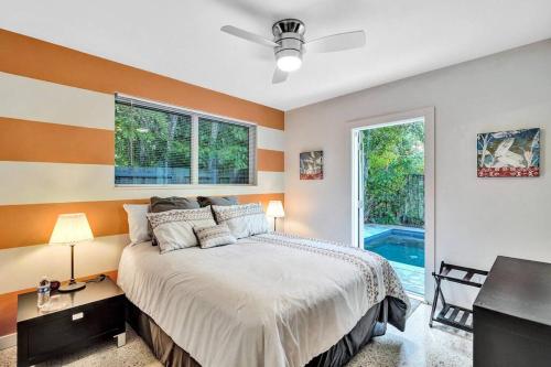 Heated pool, parking, 5 min walk to food and fun!, Fort Lauderdale (foto 4)