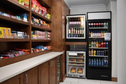Holiday Inn Express & Suites Alexandria - Fort Belvoir an IHG Hotel - image 12