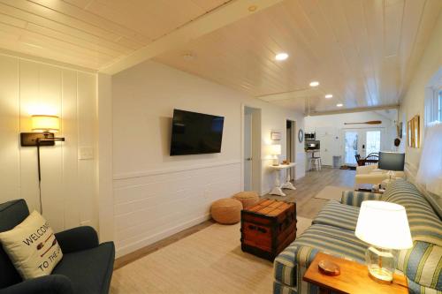 Sandpiper Cottage home in Ashville, USA