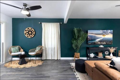 Modern Oasis in San Antonio w/h Amenities and Pool in San Antonio, USA