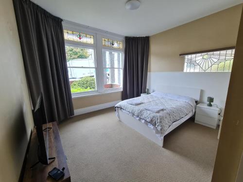 Dunedin City Centre Apartment Room A