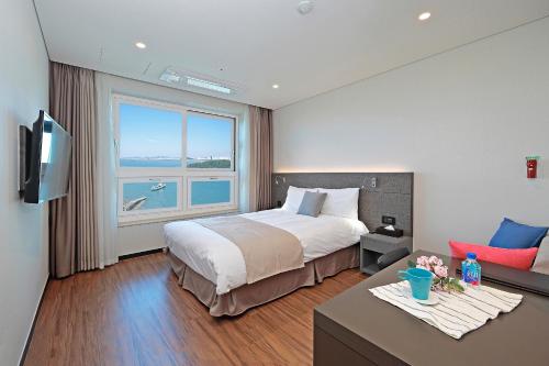 Standard Harbor Double Room