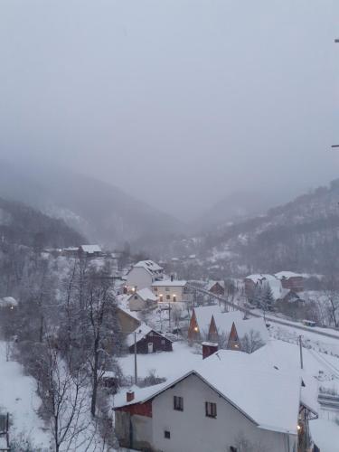 STD Cvetković (STD Cvetkovic) in Crni Vrh