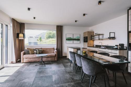 廚房, Nikolaus by AvenidA Panoramic Wellness Suites in 策爾湖