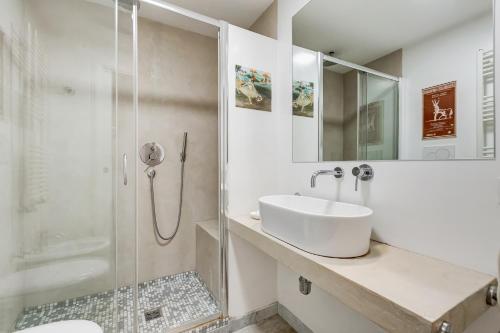 Trevi Art Suite - image 5