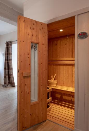 Szauna, CHARME AU FIL DE L'EAU in Verdelot