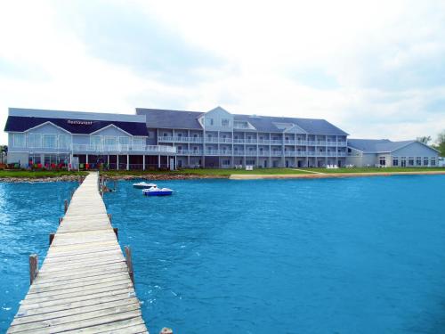 Lakeside Resort & Conference Center in Houghton Lake, USA