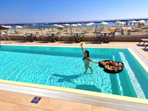 You & Me Beach Hotel - image 8