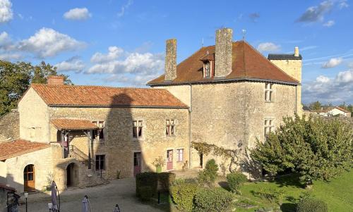 Le Vieux Chateau - Chambre d'hôtes - Airvault