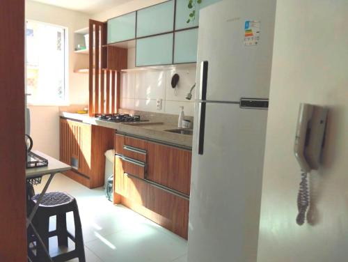 مطبخ, Apartamento aconchegante em condomínio perto da praia (Apartamento aconchegante em condominio perto da praia) in ايلهوس
