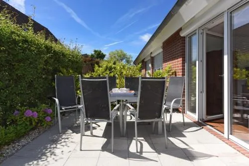 Ferienhaus Gezeiten - Uns Huus an t Küst in Bensersiel, Deutschland