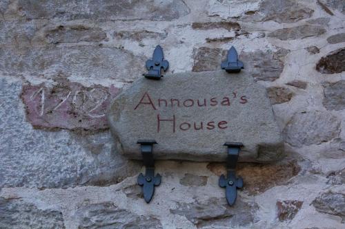 Annousa's House & Studios