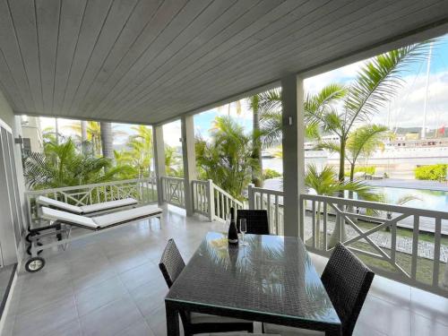 Stunning Waterfront Suite, Antigua English Harbour