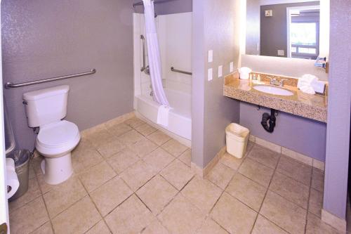 Quality Inn Encinitas Near Legoland - image 13
