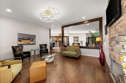 Suburban Studios Kansas City Airport North in Platte City, USA