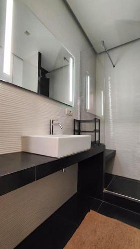 Cozy apartment near the Colosseum, Roma (foto 8)