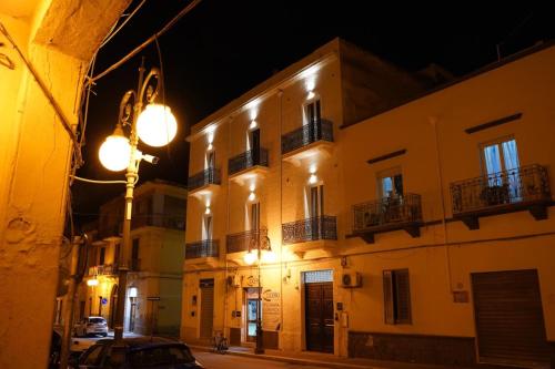 SERENA PALACE SUPERIOR ROOMS, Trapani