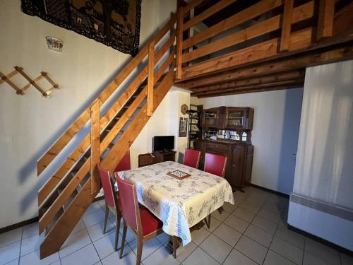 Appartement Les Angles, 2 pièces, 4 personnes - FR-1-593-20 Les Angles